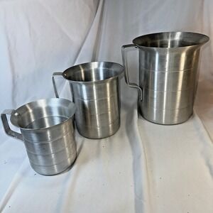 Set of 3 Winco Large Aluminum Measuring Cups 1 QT, 2 Qt, 4 Qt with Handles